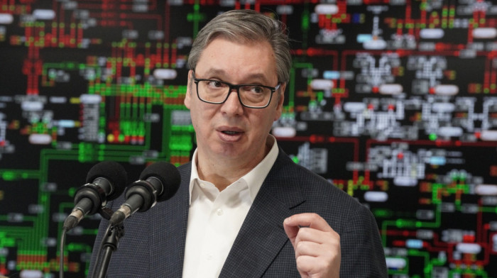 Vučić: Doneli smo odluku da rast cene goriva danas bude najviše tri dinara
