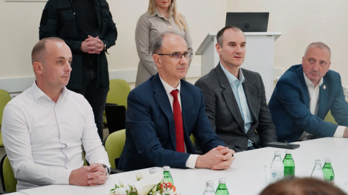 Macut i Mesarović sa privrednicima u Aranđelovcu: Država će pružati podršku