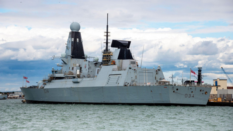 Britanski razarač spreman da krene na Kipar: Jedan od najnaprednijih ratnih brodova usidren u luku
