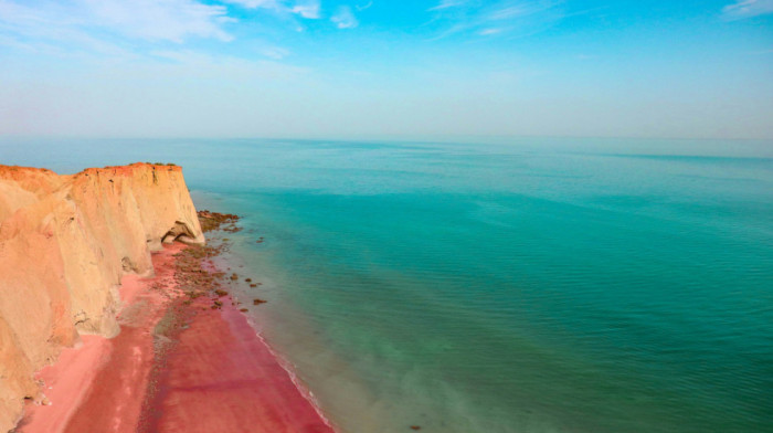 Rajske plaže za koje većina ne zna ni da postoje: Nesvakidašnja lepota Irana u senci rata (FOTO)