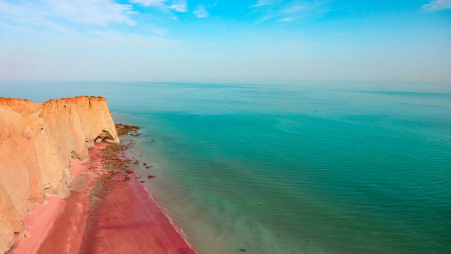 Rajske plaže za koje većina ne zna ni da postoje: Nesvakidašnja lepota Irana u senci rata (FOTO)
