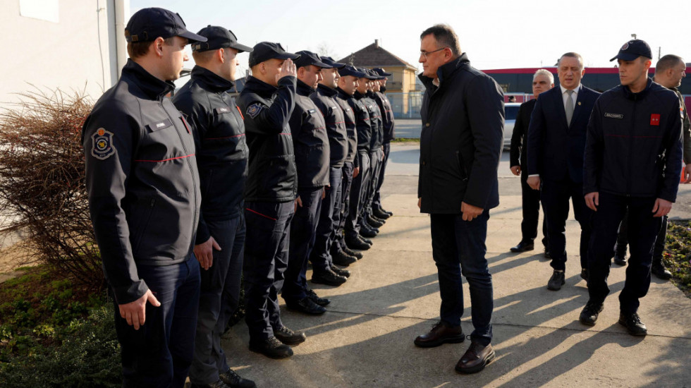 Zagrađanin obišao Policijsku stanicu i Vatrogasno-spasilačko odeljenje u Kladovu (FOTO)