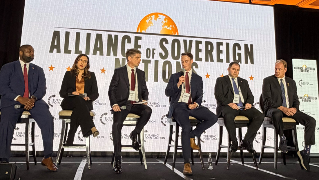 Gujon u Vašingtonu na samitu "Alliance of Sovereign Nations": Srbija čuva suverenitet i gradi energetsku sigurnost