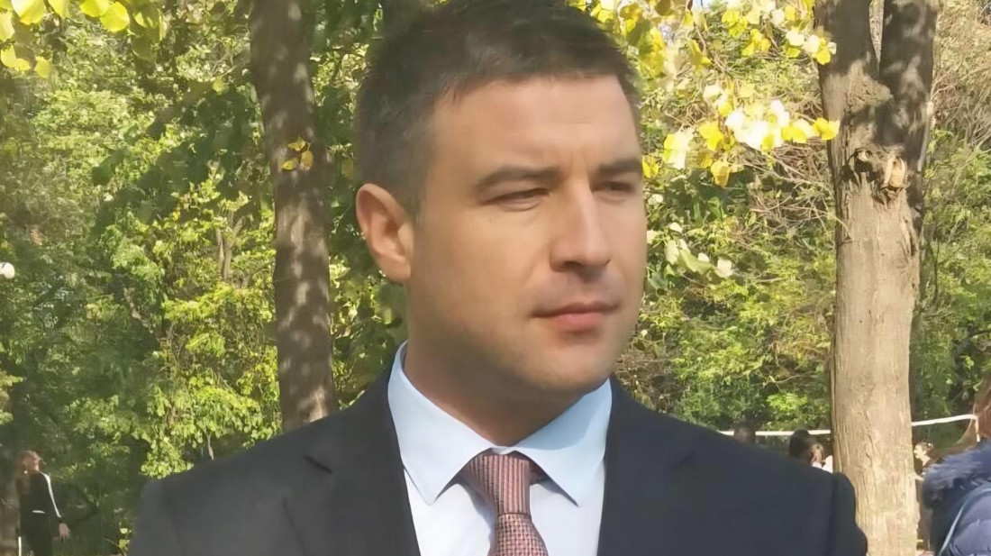 Ljuba Jovanović: Vučić svaku krizu pretvori u pobedu Srbije – zato ga napadaju i žele da slome državu