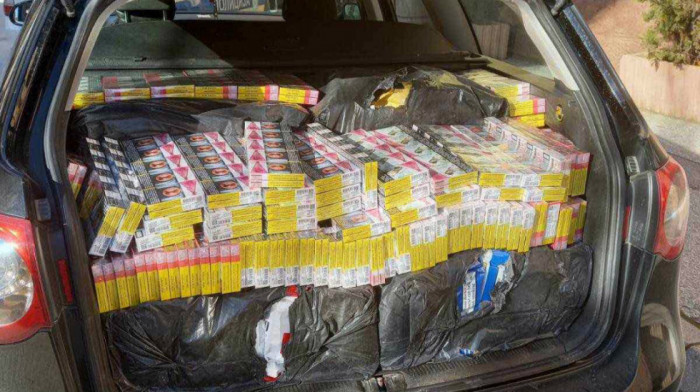 Duvan, cigarete, alkohol i kafa bez dozvola: Prijave protiv 57 osoba zbog 60 krivičnih dela (FOTO)