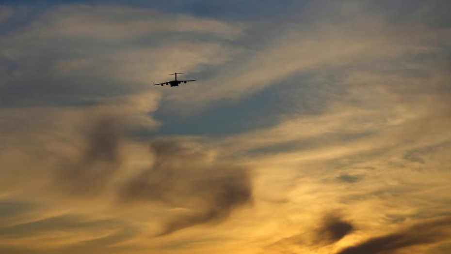 Dva helikoptera Velike Britanije stigla na Kipar nakon obećanja Starmera da će da ojača odbranu