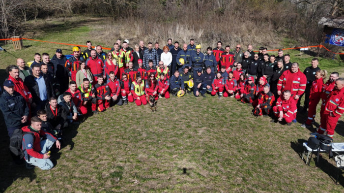 Vežba spasavanja "FRUSAR 2026" na Fruškoj gori: Simuliran pad helikoptera (FOTO)