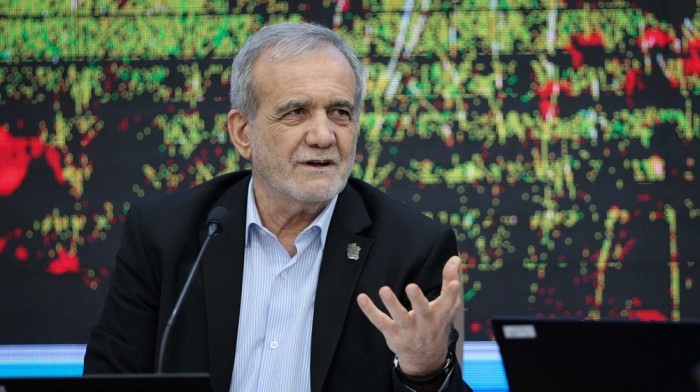 Pezeškijan: Nijedna sila ne može da prisili iranski narod na pokornost