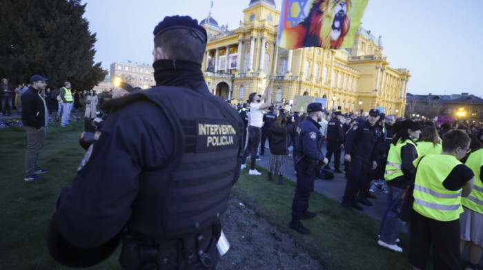 Incidenti na Noćnom maršu u Zagrebu, priveden muškarac