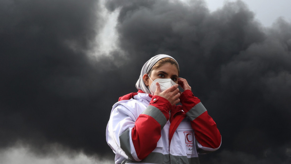 Napadi na fabrike za preradu vode i kisela kiša najavljuju ozbiljnu krizu u Iranu: Civili već prijavili otežano disanje