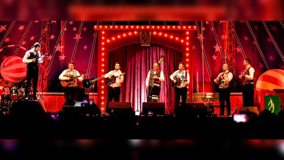 Od starogradskih pesama do stihova Balaševića: Gospon Tamburaši premijerno u Sava Centru