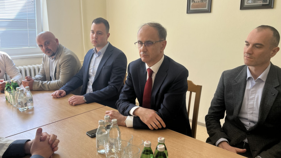 Macut posetio Opštu bolnicu u Požegi: Ove godine početak izgradnje novog Zdravstvenog centra Užice