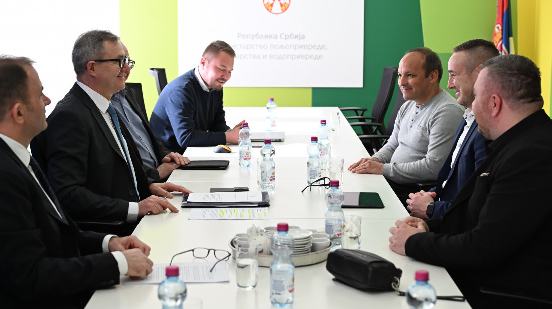 Ministarstvo poljoprivrede pomaže kompaniji Carl Kuhne da pronađe sezonske radnike