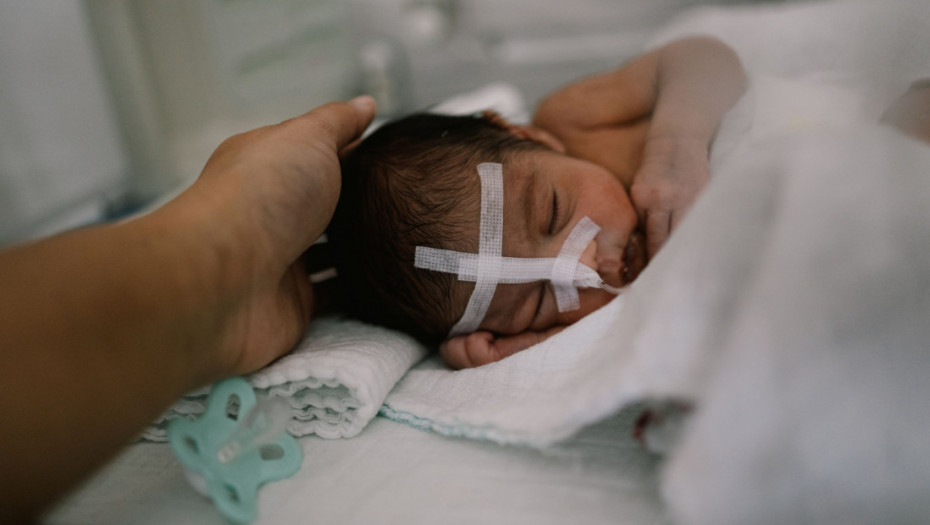 Tako mali da bi u srce stali: UNICEF nastavlja kampanju za jačanje neonatalne nege u porodilištima širom Srbije