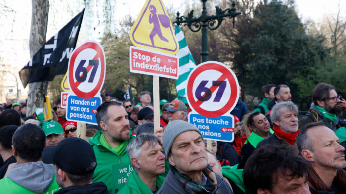 Više desetina hiljada ljudi protestovalo u Briselu protiv mera štednje vlade