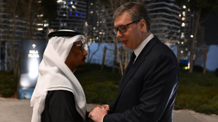 Vučić na iftar večeri na poziv Ambasade UAE: Uz prijatelje bez obzira na izazove