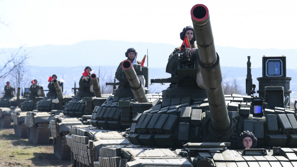 Ministarstvo odbrane: U toku taktička uvežbavanja tenkista na poligonu "Rujnik" kod Niša (FOTO)