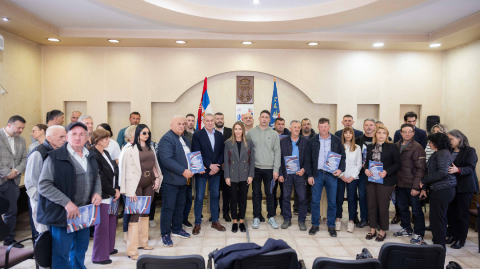 Đedović Handanović uručila ugovore o subvencijama za energetsku sanaciju građanima u Bajinoj Bašti