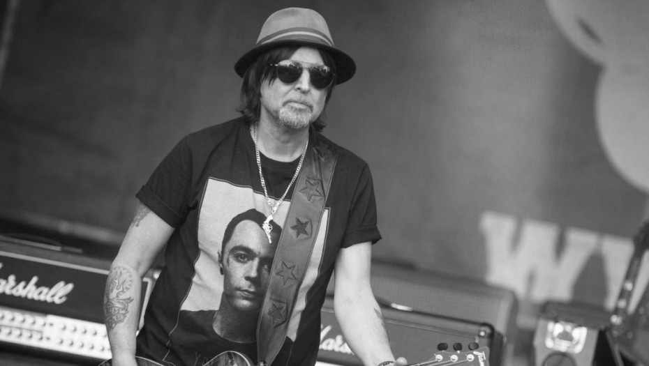 Preminuo Fil Kembel, gitarista legendarnog benda Motorhed