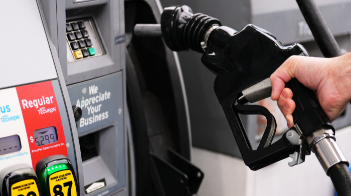 CNN: Prosečne cene benzina u SAD porasle za 24 odsto od početka rata u Iranu