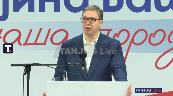 Počeo miting Srpske napredne stranke u Bajinoj Bašti, obraća se Vučić