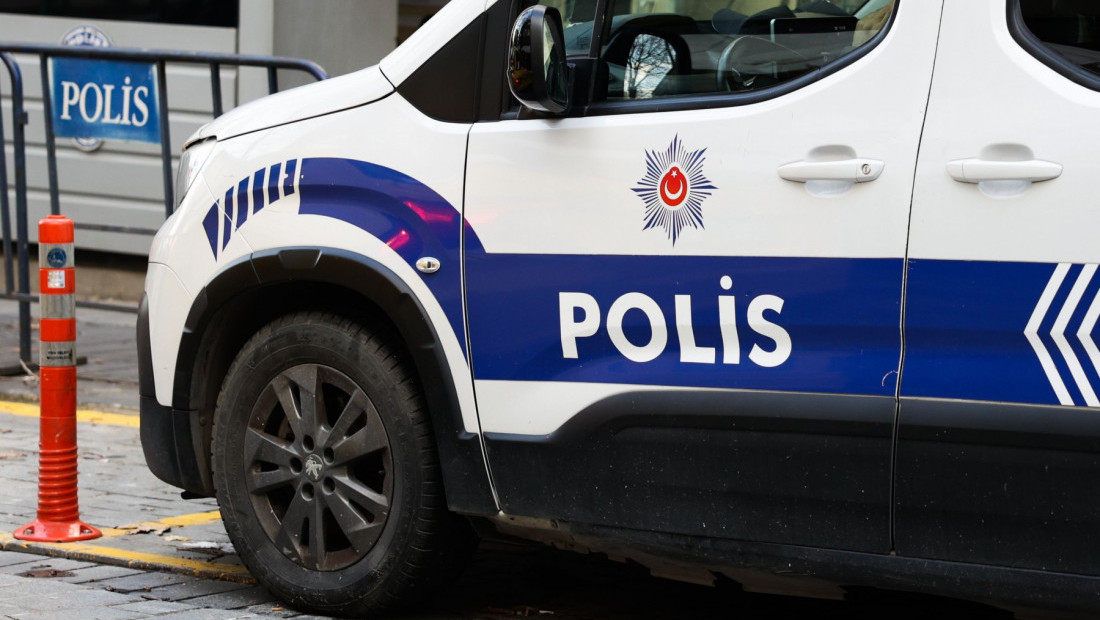 Pucnjava u vladinoj zgradi u Antaliji: Osumnjičeni zabarikadiran u prostorijama (VIDEO)