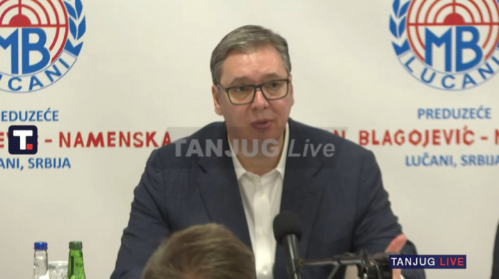 Vučić posetio fabriku MB Namenska u Lučanima: Srbija se nikada neće odreći većinskog udela