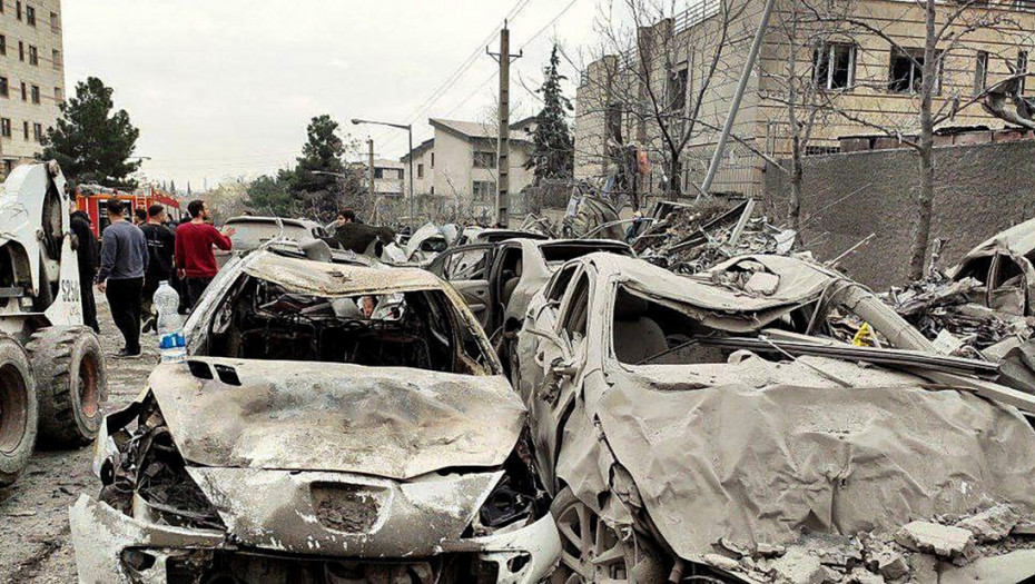 Rat koji može da "zapali" region: Iran napada, SAD šalju trupe, Pakistan nudi pregovore