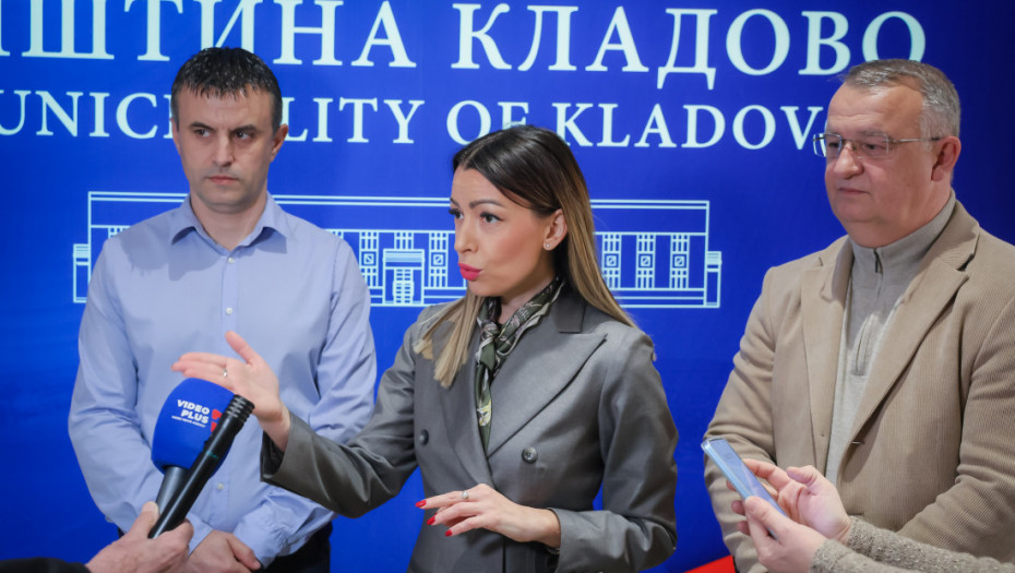 Mesarovićeva potpisala ugovor o finansiranju druge faze projekta za bazen u Kladovu