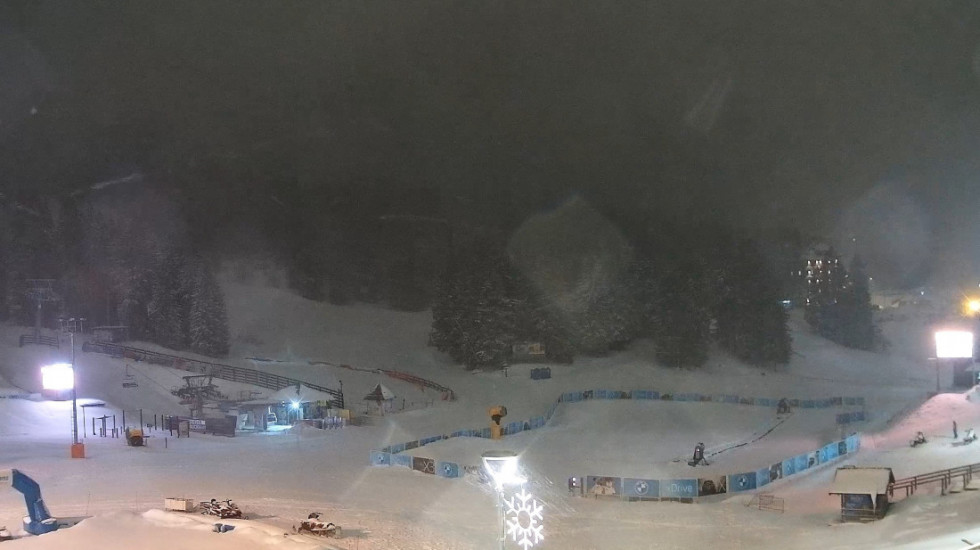 Slab sneg pada na Kopaoniku, Sjenici i Zlatiboru, poledica moguća na putevima uz rečne tokove i klisure