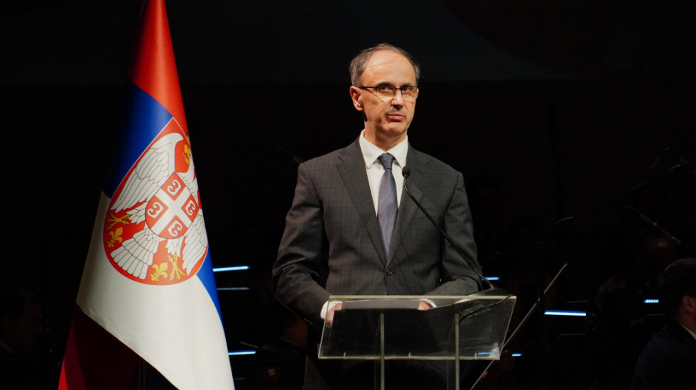 Macut: Može se razgovarati o nepoverenju Vladi, ali trenutno ima većih izazova