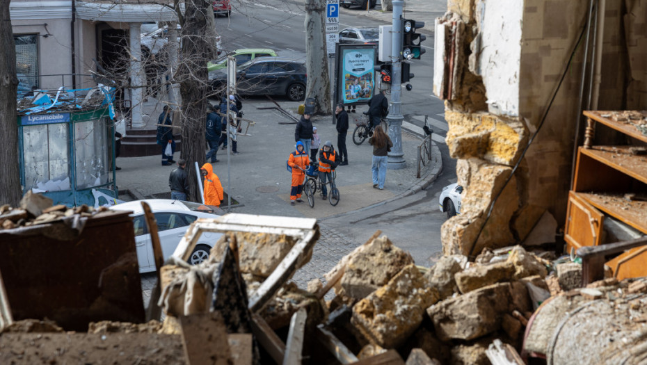 Pregovori bez Rusije, napadi ne prestaju: Novi talas sukoba dok se traži mir za Ukrajinu
