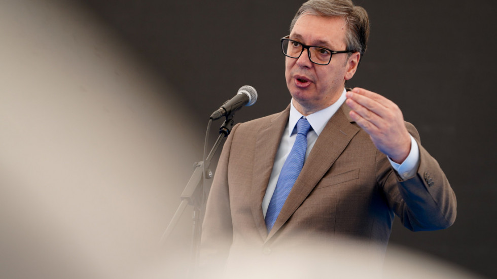 Telegraf: Vučić nije ni za Rusiju, ni protiv Evrope, njegova jedina briga je interes Srbije