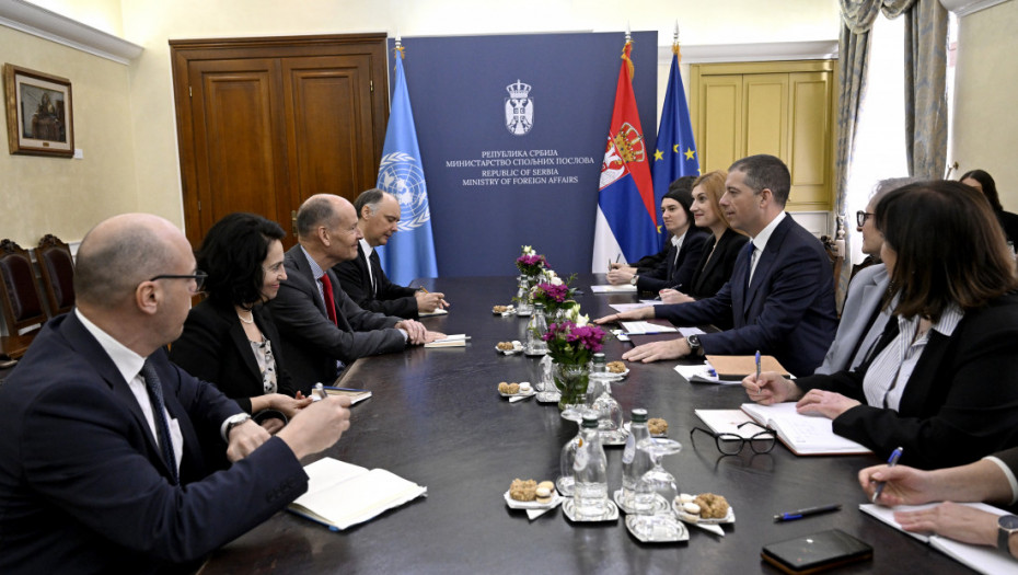 Đurić sa šefom UNMIK Srbija očekuje da UNMIK ukaže na alarmantan položaj Srba na Kosovu i Metohiji
