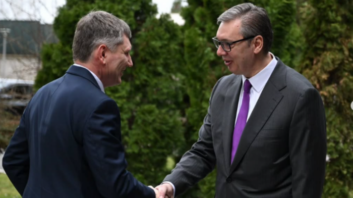 Vučić se sastao sa ruskim ministrom ekonomskog razvoja Maksimom Rešetnjikovim