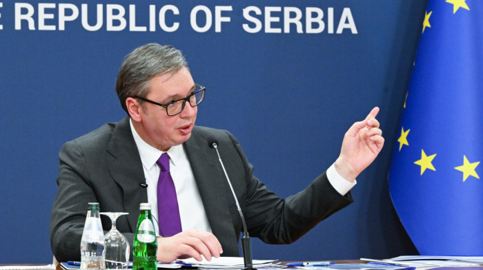 Vučić saopštio nove cene goriva: Dizel se povećava za četiri dinara, benzin za dva, nafta za poljoprivrednike 181 dinar