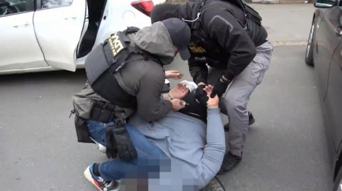 Uhapšen osumnjičeni za bacanje ručne bombe na ugostiteljski objekat u Zemunu