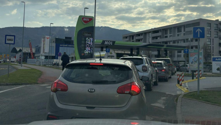 Panika na benzinskim pumpama širom Evrope: U Sloveniji vozači koriste aplikaciju da vide gde ima goriva