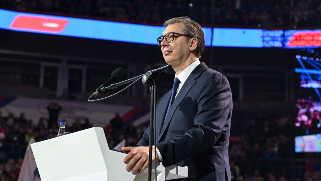 VELIKI SKUP SNS-a U BEOGRADSKOJ ARENI Vučić: Pozivam vas sve da izađete na izbore, ubedljivo ćemo da pobedimo