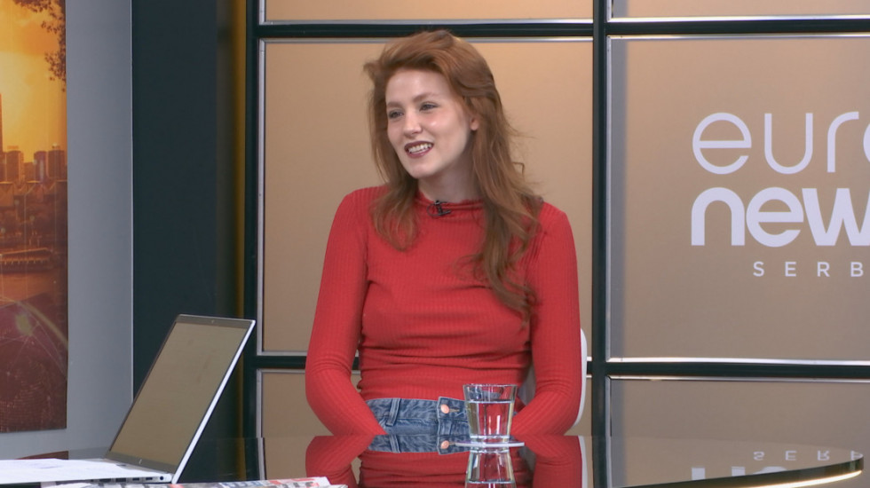 "Palčica" Snežane Džogović: Dramska umetnica sa KiM u svojoj predstavi preispituje odnos društva prema ženi