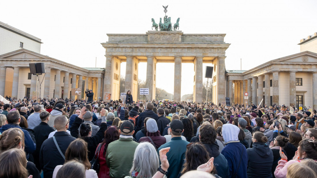 Hiljade ljudi okupile se u Berlinu na protestu protiv digitalnog seksualnog nasilja
