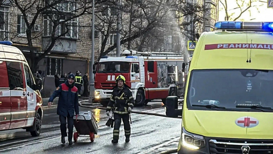 Tri osobe poginule u požaru u centru Moskve: Spaseno 19 ljudi, među njima petoro dece