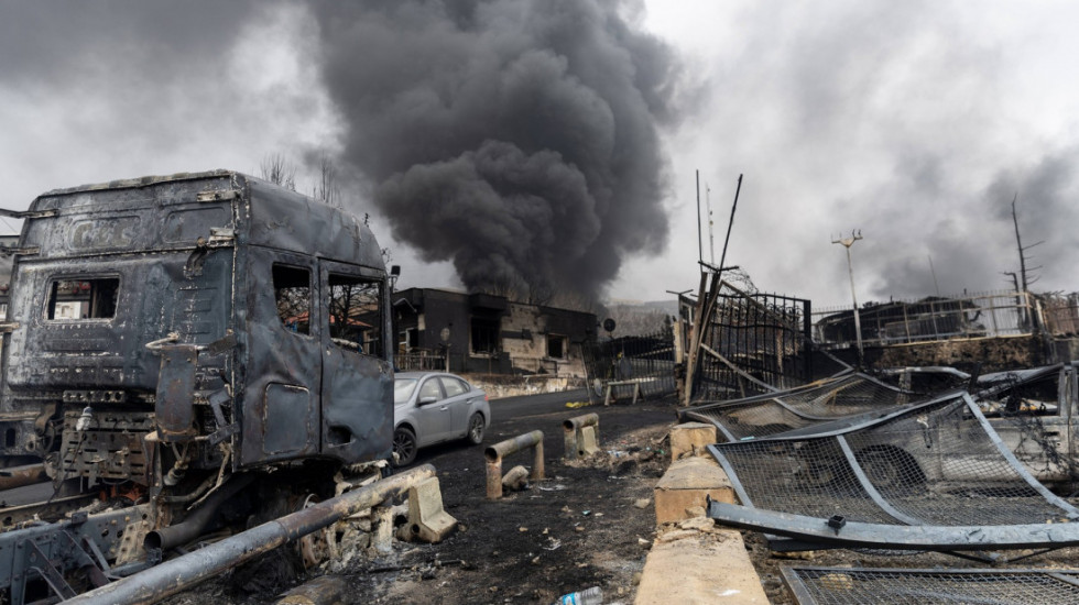 Toksični oblak nad Teheranom: Satelitski snimci pokazuju kako su požari na naftnim postrojenjima goreli danima