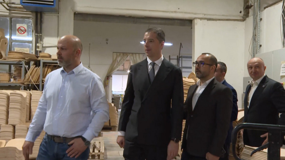 Ministar Đurić u Knjaževcu: Povratnici iz Švajcarske pokreću biznis u Srbiji