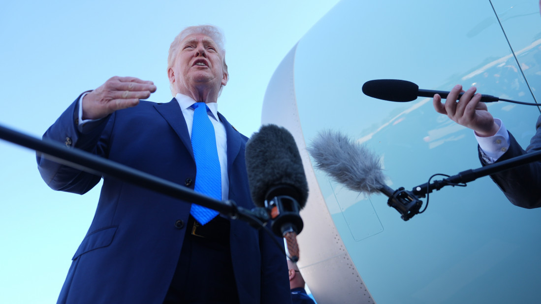 Nikad niži rejting Donalda Trampa: Pre povratka u Belu kuću obećavao izbegavanje "glupih ratova"