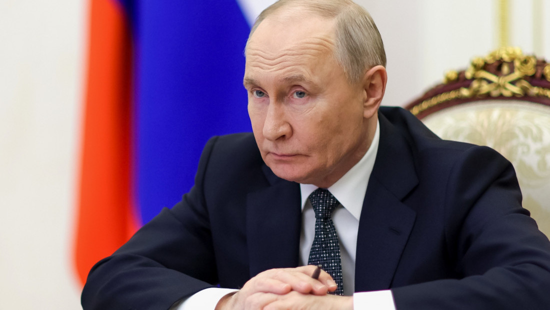 Putin zabranio izvoz gotovine veće od 100.000 dolara u EAEU