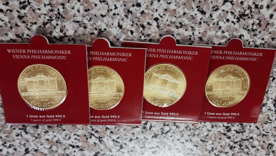 Na graničnom prelazu Batrovci sprečeno krijumčarenje zlatnika vrednih tri miliona dinara