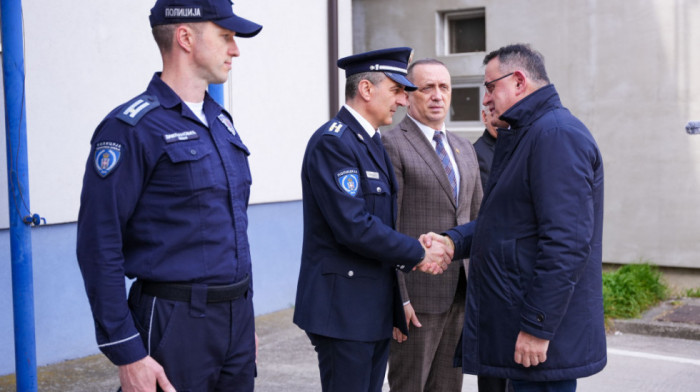 Državni sekretar MUP-a Vladan Zagrađanin obišao policiju i vatrogasce u Bajinoj Bašti - najavio nova ulaganja