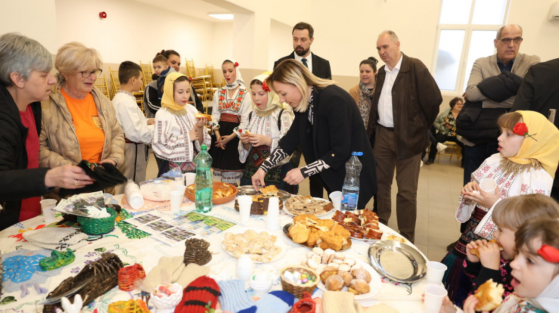 Macura u Majdanpeku posetila selo Rudna Glava i sastala se sa lokalnim rukovodstvom