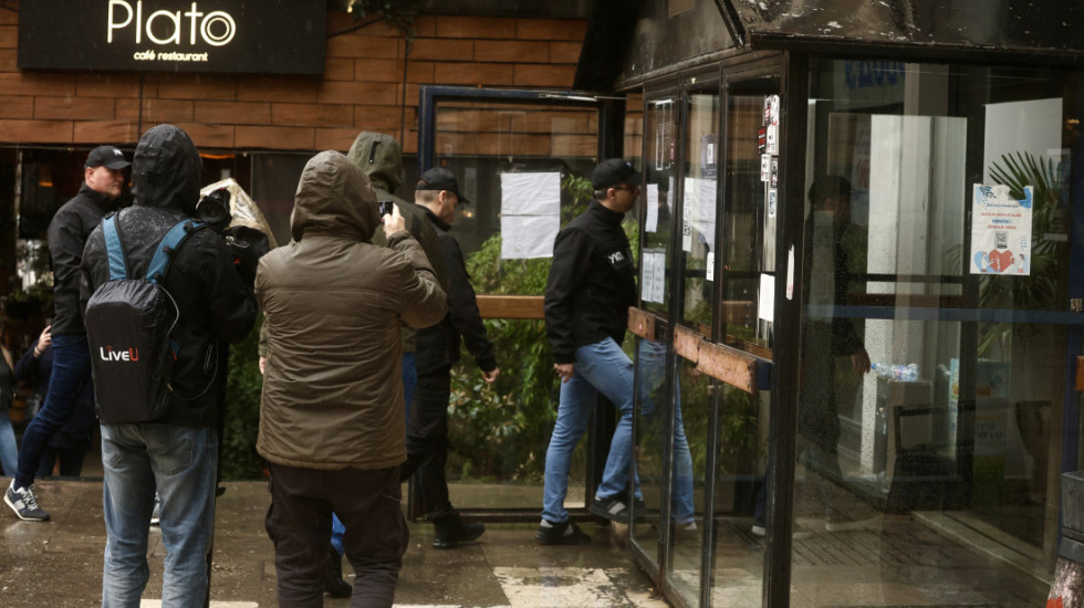 Dekan i troje zaposlenih sa Filozofskog došli u MUP na saslušanje zbog smrti devojke